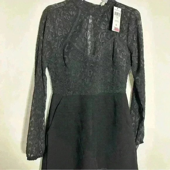 NWT BCBGeneration Women's Lace Sleeve Romper, Black, Size 6 - Picture 9 of 16
